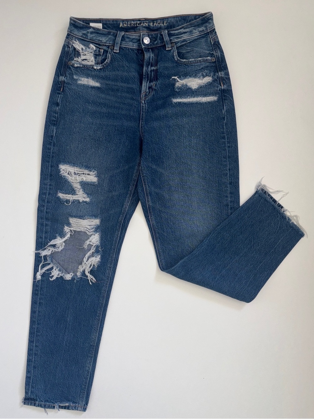 American Eagle Mom Jeans Size 4 Regular Medium Wash Distressed Denim